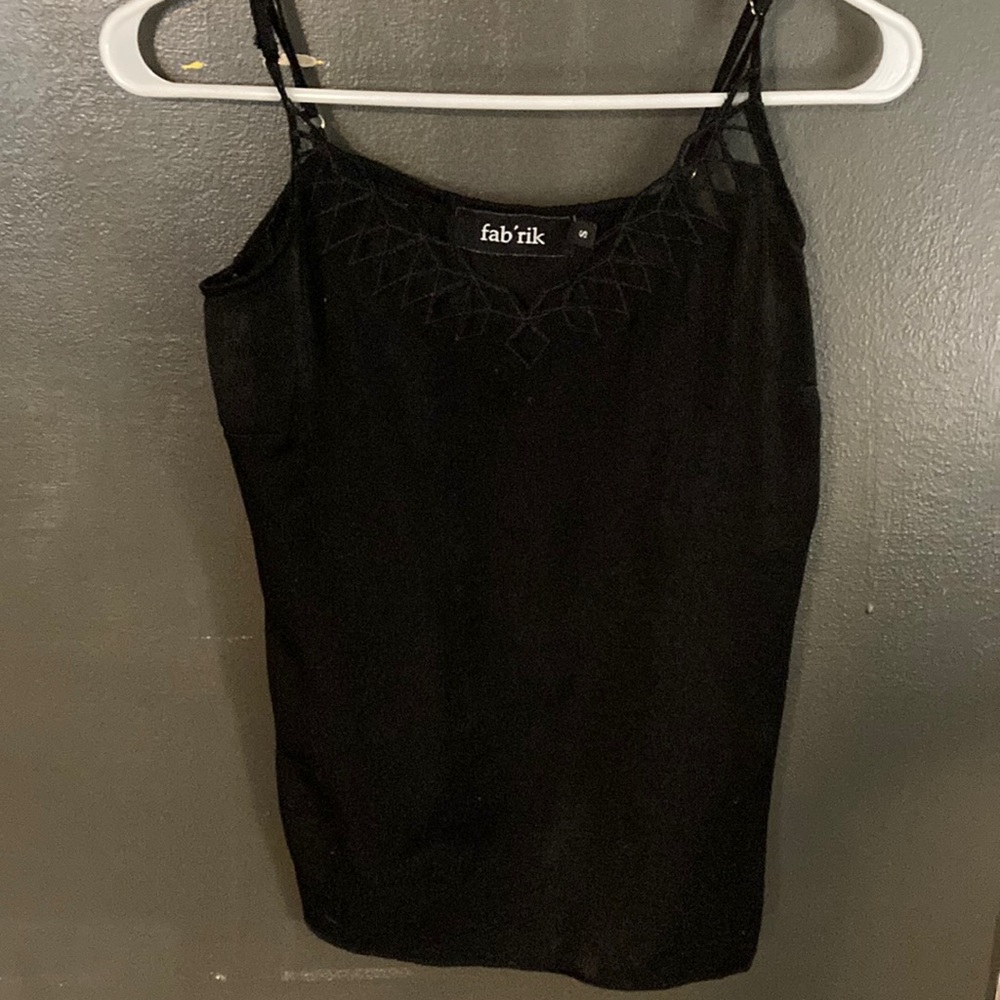 Satinish black tank top